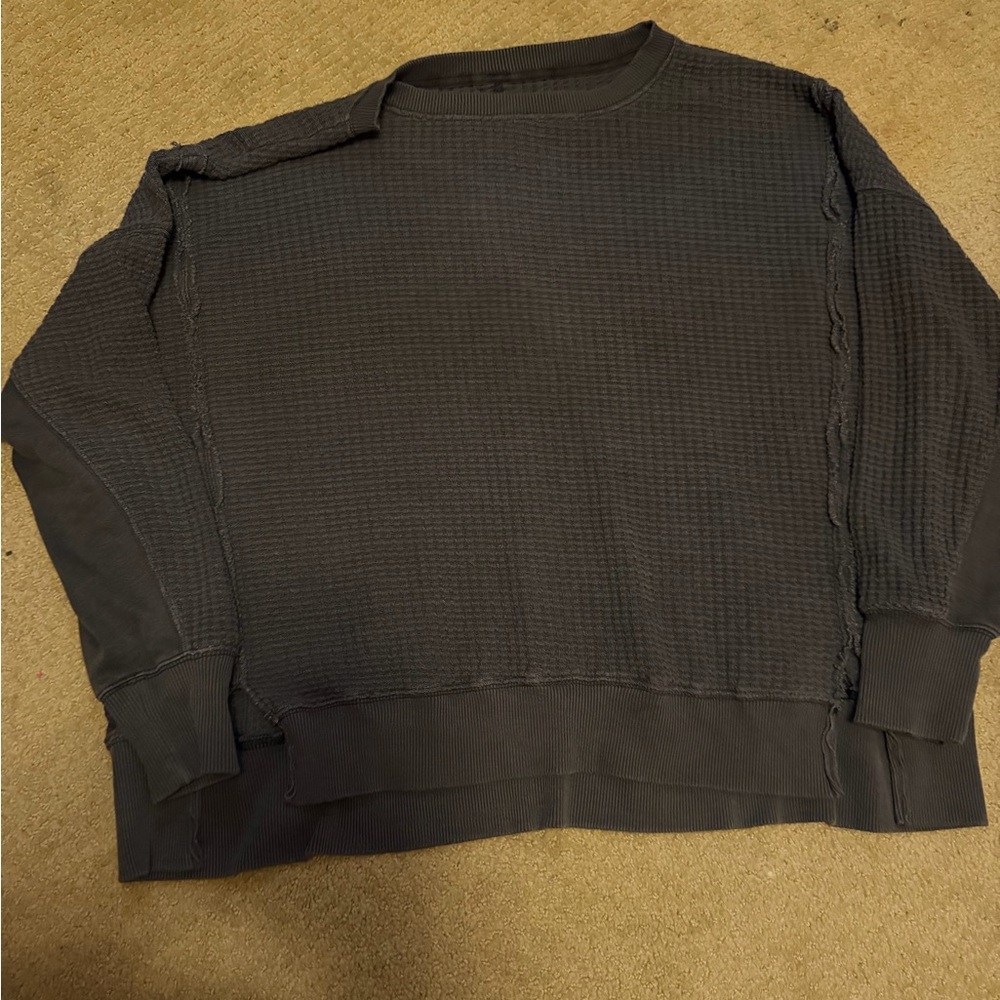 Women's Dark Grey Long-Sleeve Waffle Knit Crewneck Sweater